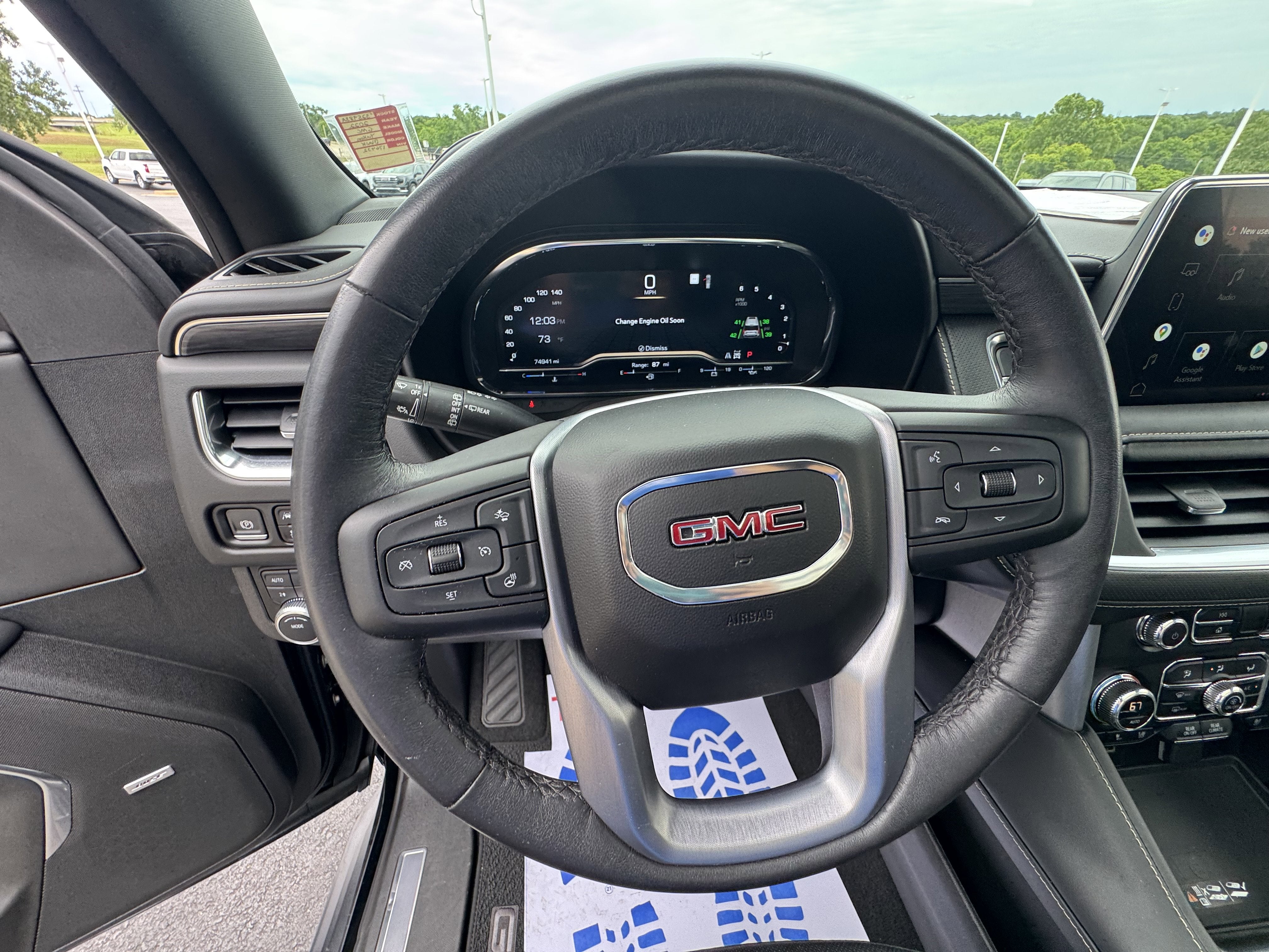2022 GMC Yukon SLT