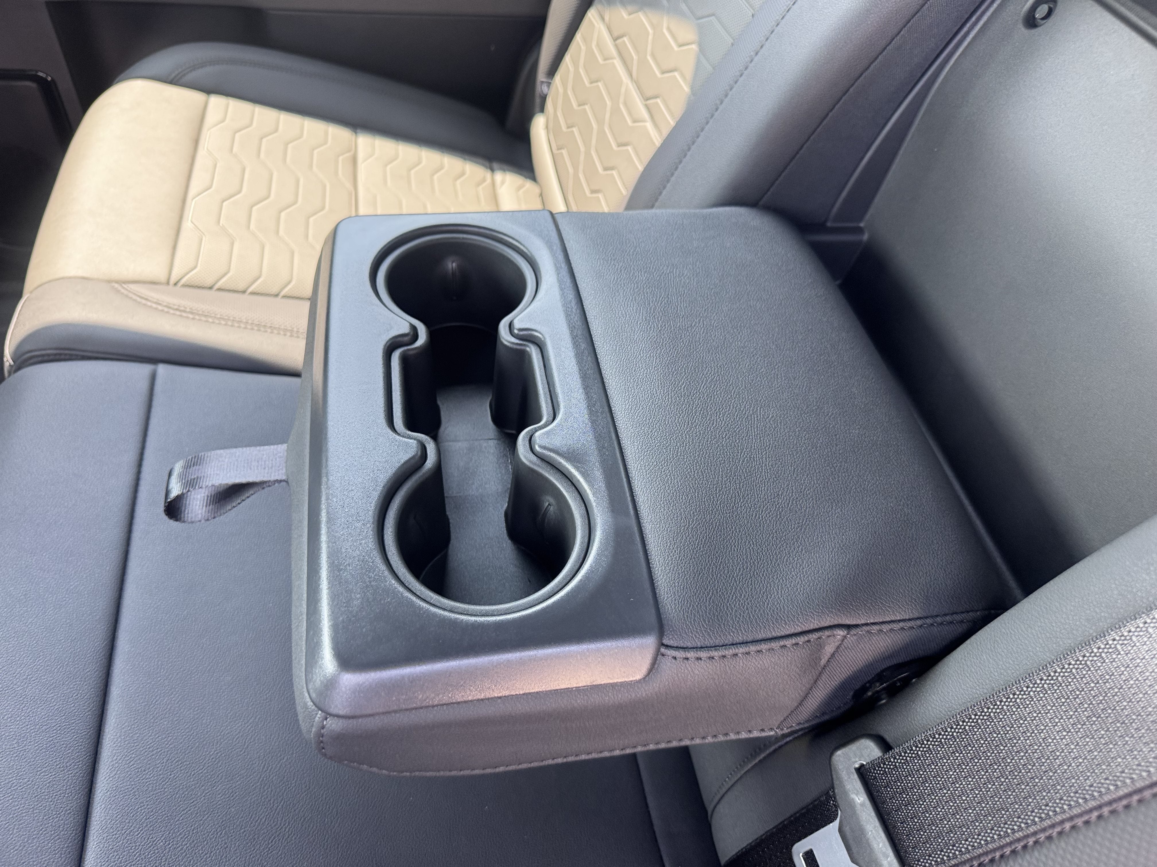 2026 Chevrolet Silverado 2500 HD ZR2 - Photo 14