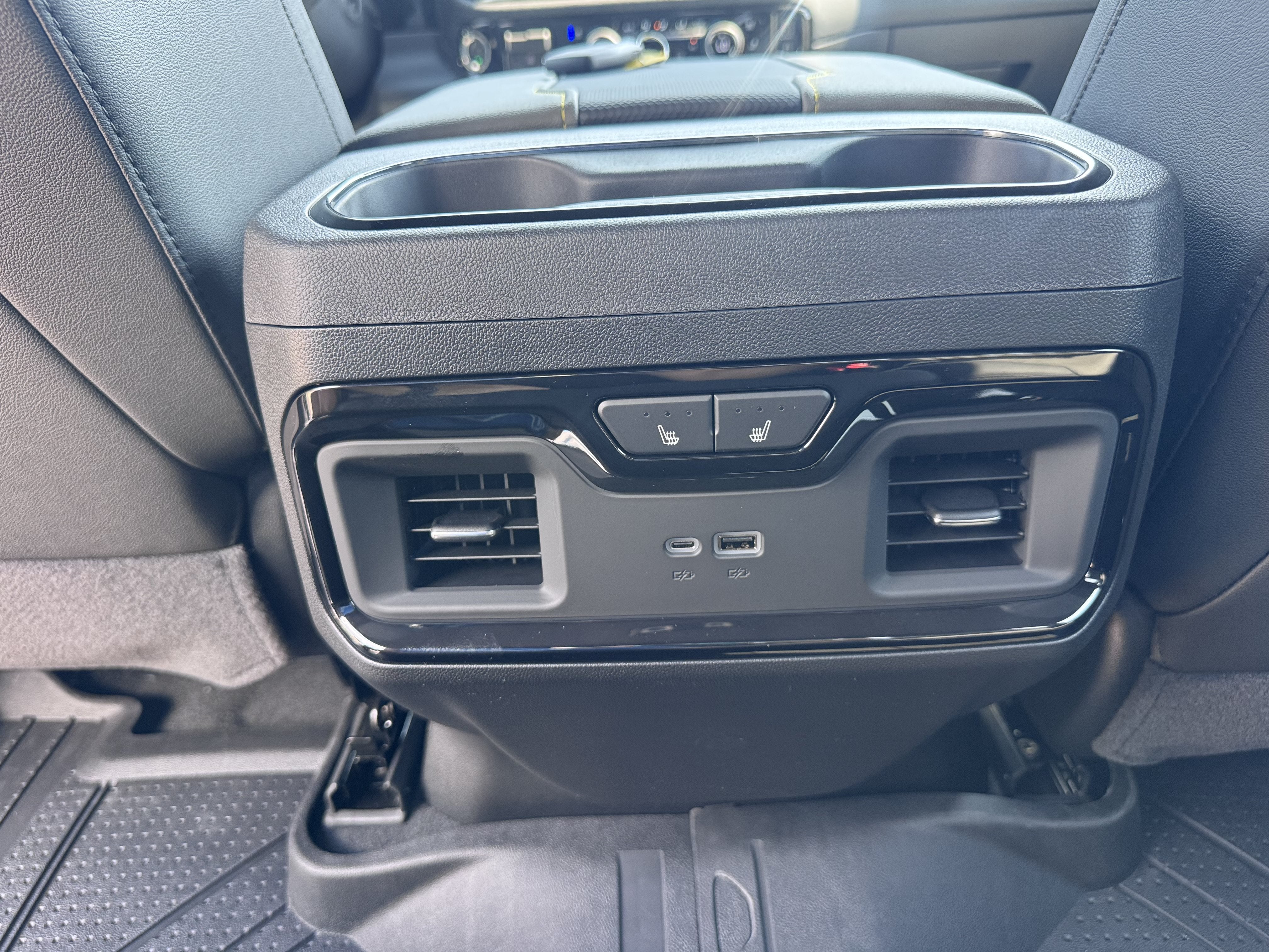 2026 Chevrolet Silverado 2500 HD ZR2 - Photo 15