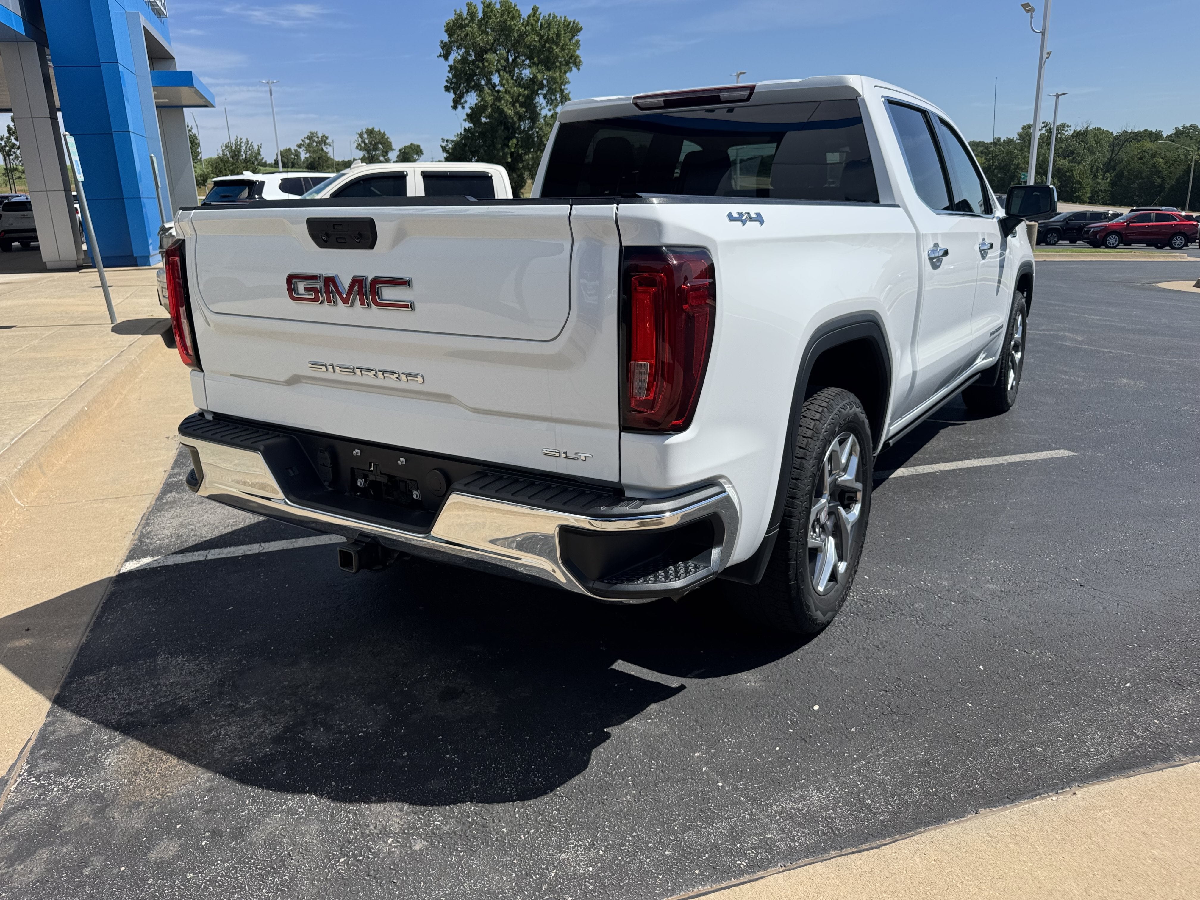 2023 GMC Sierra 1500 SLT