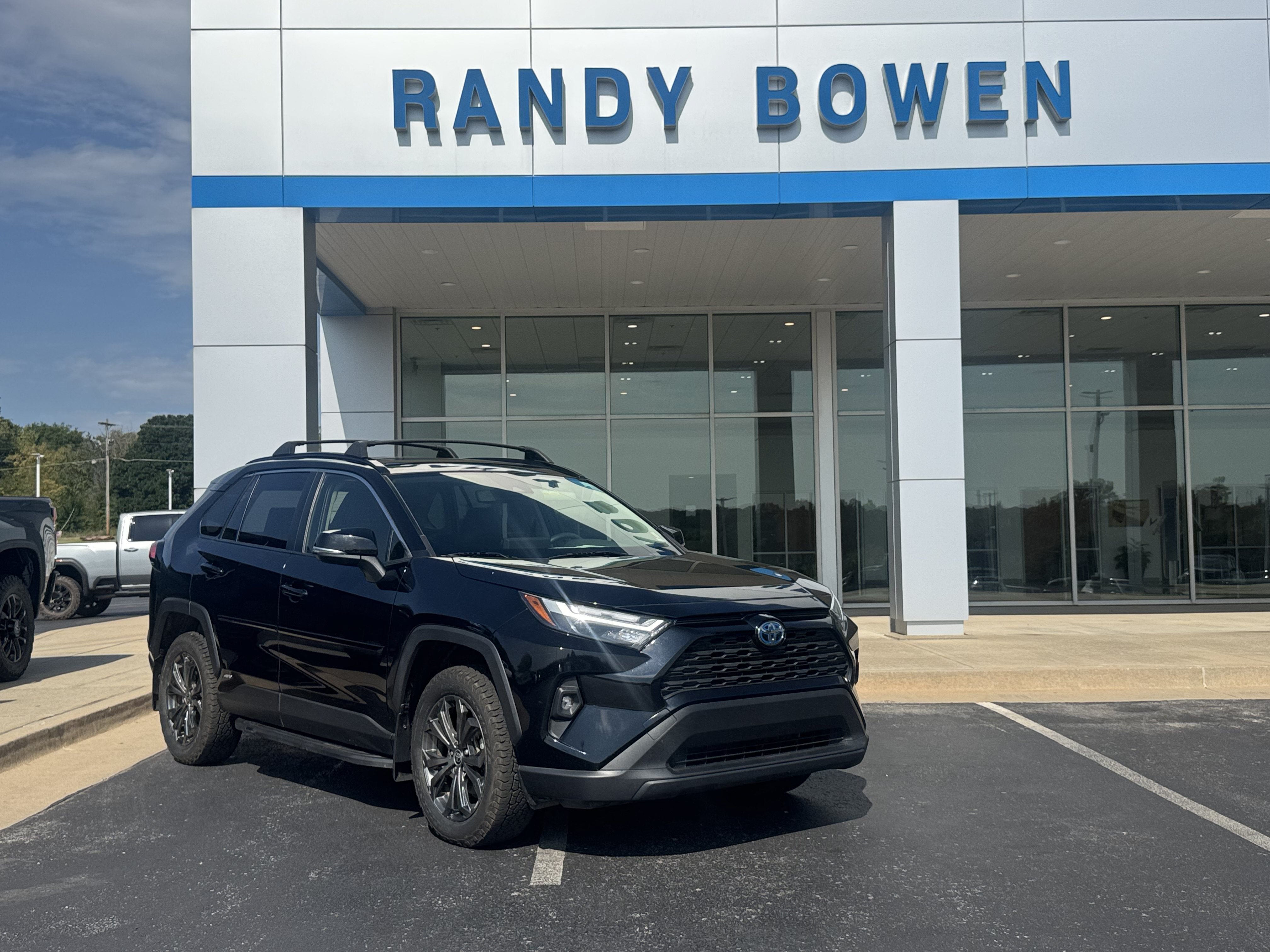 2022 Toyota RAV4 Hybrid XLE Premium